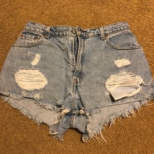 Urban Outfitters distressed Levi’s cutoffs